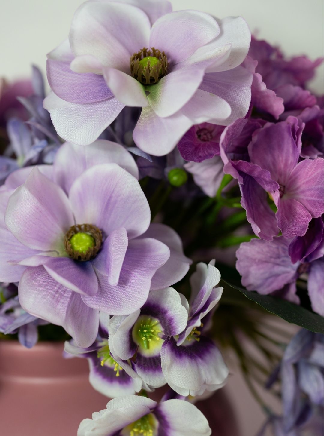 Silk flower arrangement powder pink & lilac